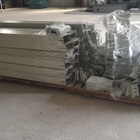 máng cáp điện 200x100
